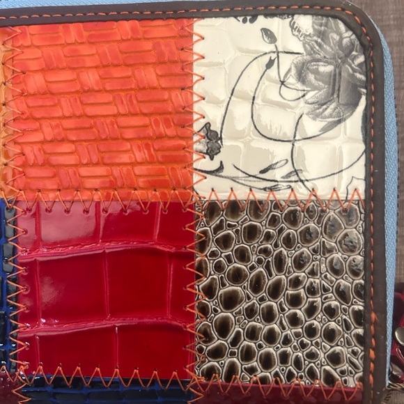 Treska Patchwork Billfold Wristlet Faux Leather Zip Closure Multicolor NWT - Picture 10 of 10